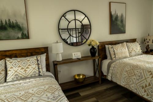 redwood_retreat_ocean_cove_lodge_23