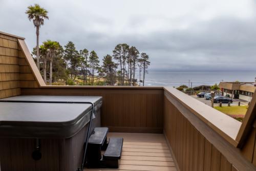 sea_side_room_ocean_cove_lodge_23
