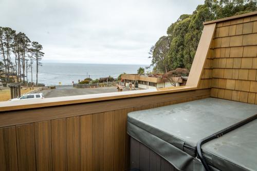 sea_side_room_ocean_cove_lodge_7
