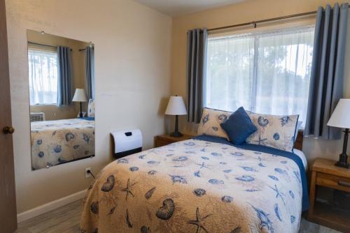 single_basic_room_ocean_cove_lodge_6